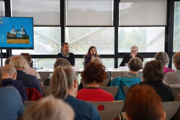 les-journalistes-confrontes-a-la-fiction